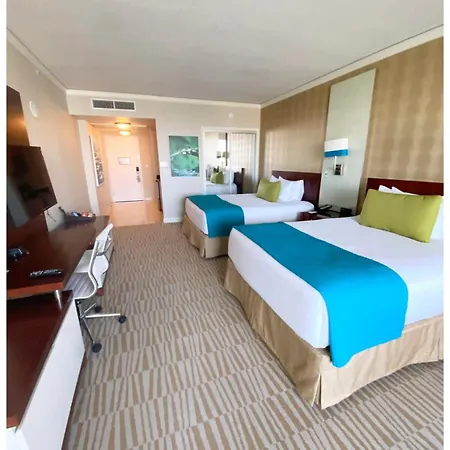 Luxury Suite On The Ocean At Resort In Sunny Isles Sunny Isles Beach Exterior photo