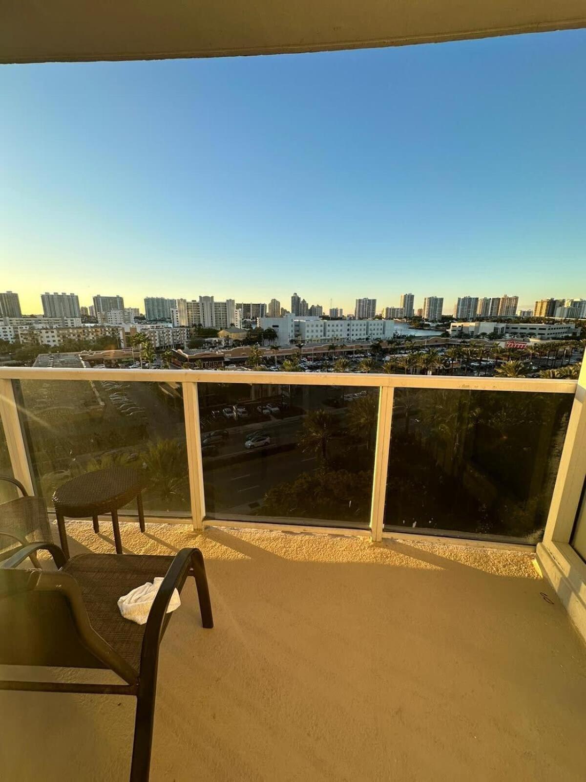 Holiday home Luxury On The Ocean At In Sunny Isles *