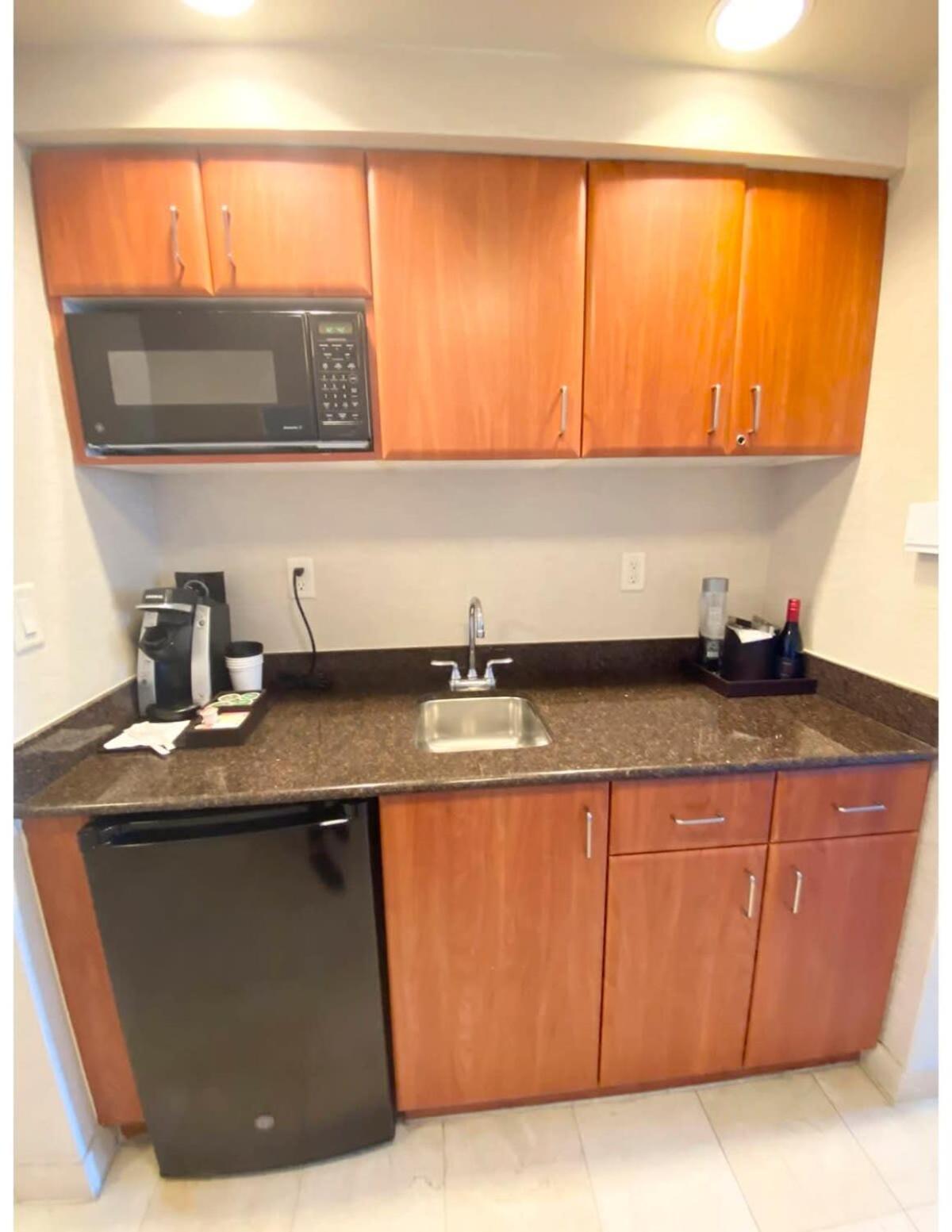 Luxury On The Ocean At In Sunny Isles * Sunny Isles Beach